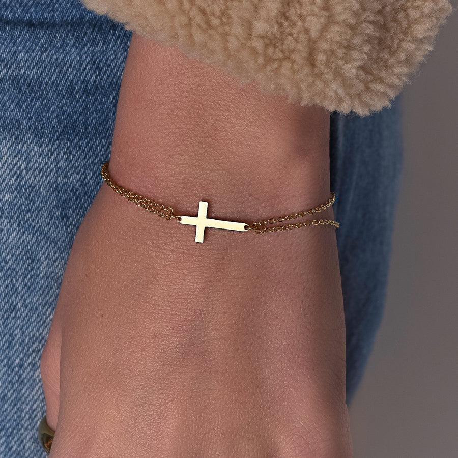 Dainty Cross Bracelet