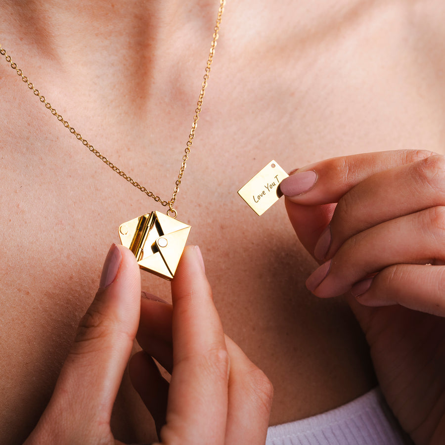 Favori Love Letter Necklace - Engraved Inside – Favori Jewellery